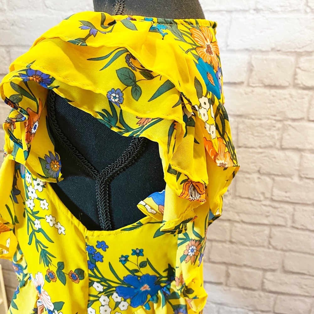 Floral Ruffle Blouse - Picture 9 of 14
